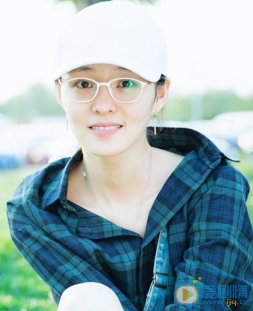 深海利劍黃小夏是誰扮演的?深海利劍黃小夏扮演者王佳宇個人資料、寫真及生活照欣賞