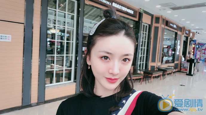 王雯澤個人資料 王雯澤演藝經歷 王雯澤寫真圖片