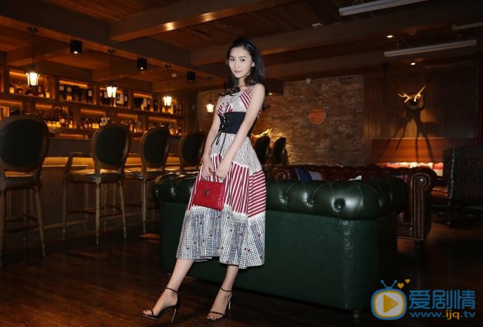 火王之破曉之戰醒秋是誰演的？醒秋扮演者張維娜個人資料、寫真及生活照欣賞