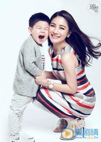 胡可安吉合照 安吉個人資料介紹