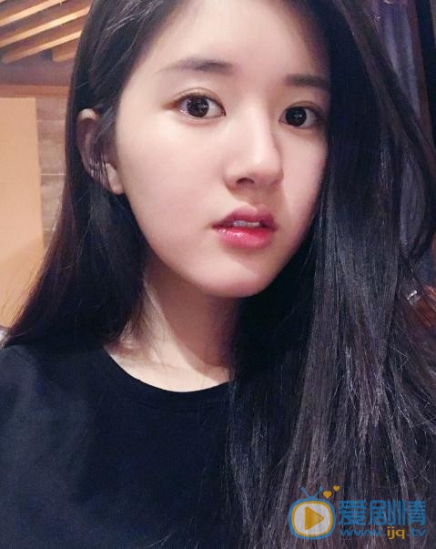 鳳囚凰馬雪雲是誰扮演的?馬雪雲扮演者趙露思個人資料、寫真及生活照欣賞