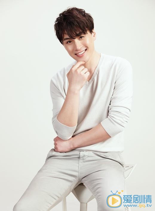 醉玲瓏張束是誰扮演的？醉玲瓏張束扮演者蘇航個人資料，寫真及生活照欣賞