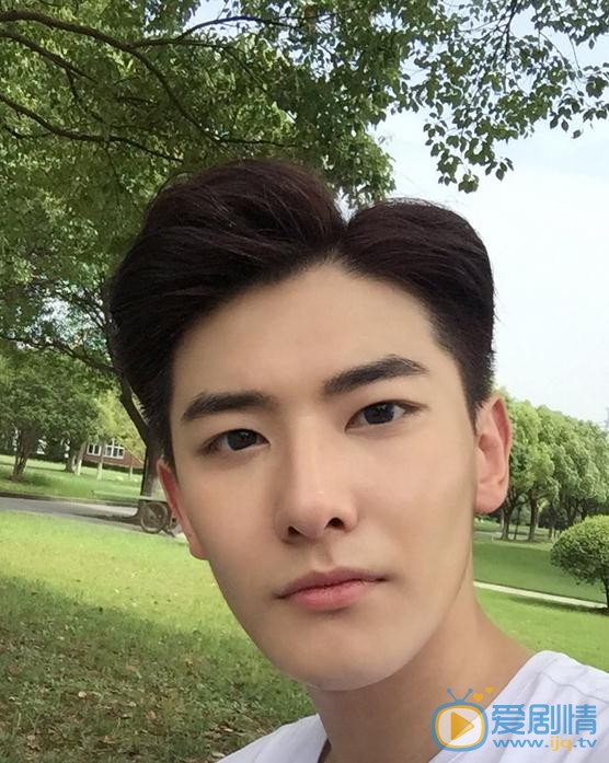 雙世寵妃墨奕懷是誰？雙世寵妃墨奕懷扮演者王瑞昌個人資料、寫真及生活照欣賞