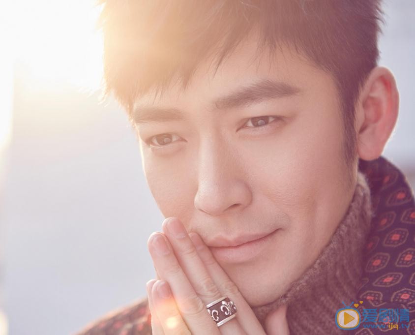 遙遠的距離鄭向東是誰扮演的？鄭向東扮演者張博個人資料、寫真及生活照欣賞