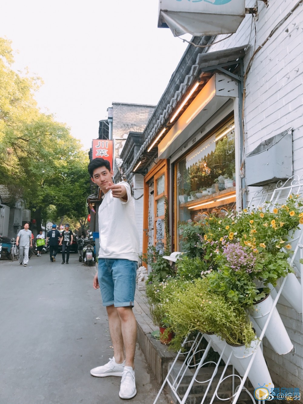 戀愛先生小程皓少年程皓是誰扮演的？小程皓少年程皓扮演者戰宇個人資料、寫真及生活照欣賞