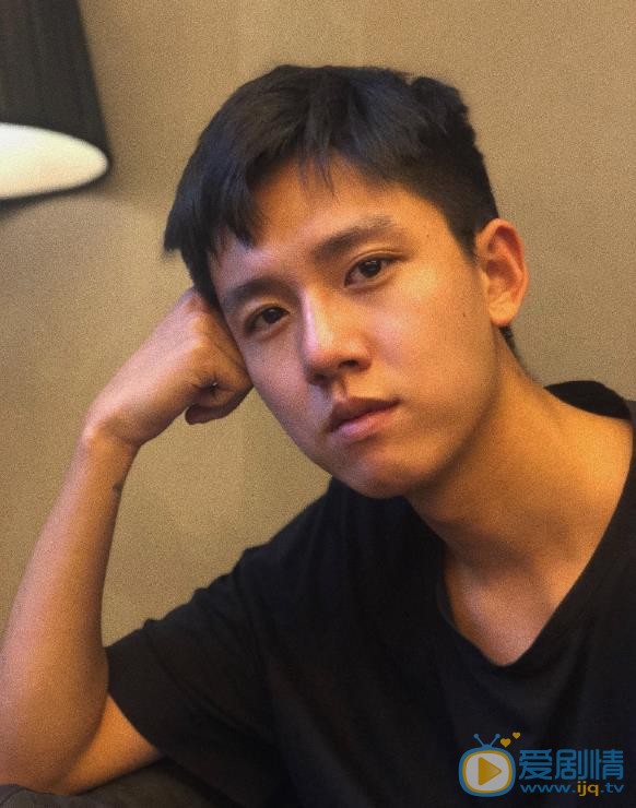 人不彪悍枉少年李漁是誰扮演的?人不彪悍枉少年李漁扮演者張耀個人資料、寫真生活照