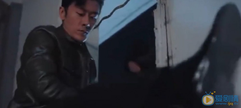 a4c4-2ad54f0147e2e300cd46dc861935e973