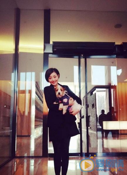 警花與警犬之再上征程董芳菲是誰演的？董芳菲扮演者吳昱瑤個人資料、寫真及生活照欣賞