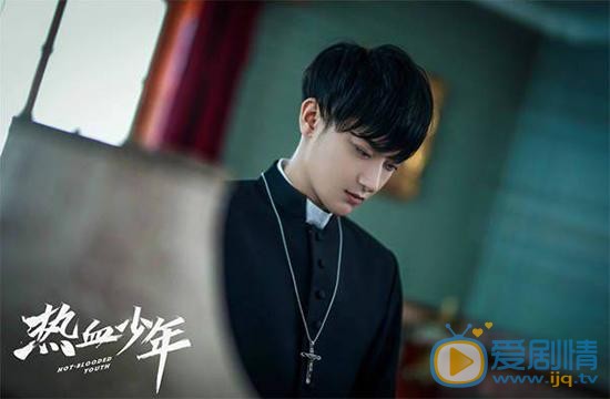 熱血少年吳乾是由誰飾演的？他的結局怎么樣？