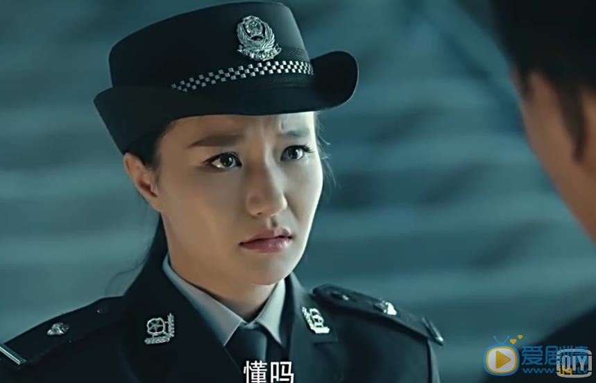 守衛者浮出水面劇照