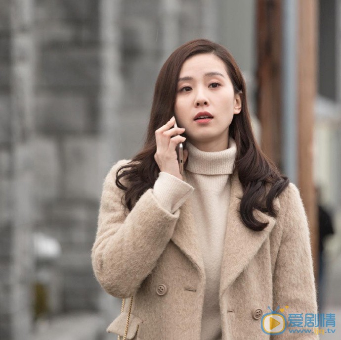 如果可以這樣愛白考兒溜進耿墨池家裡 驚慌失措下意外受傷