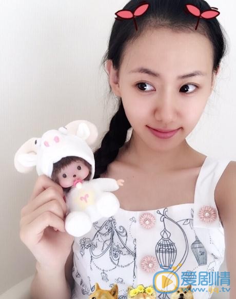 擊劍小子冷子峰銀芯是誰扮演的？銀芯扮演者李嘉雯個人資料介紹