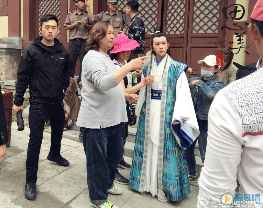 思美人將播 小屈原易烊千璽幕後拍攝花絮照曝光