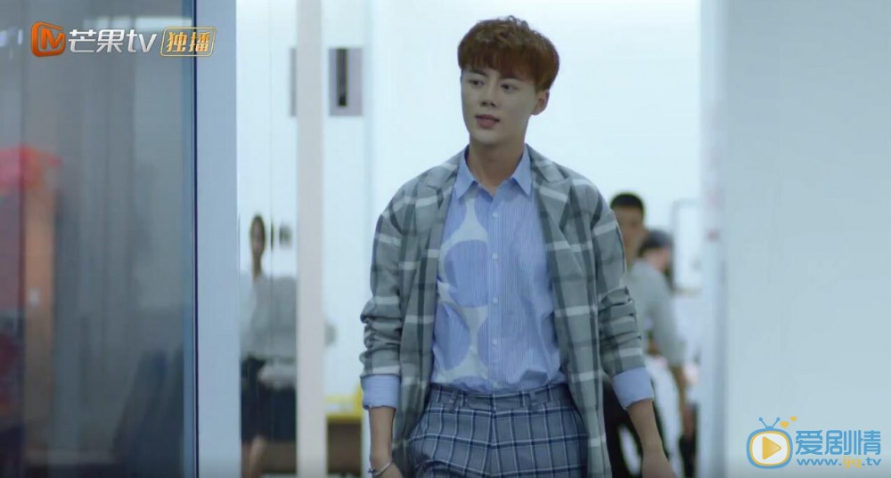 出線了初戀關鍵的真實身份是什麼？