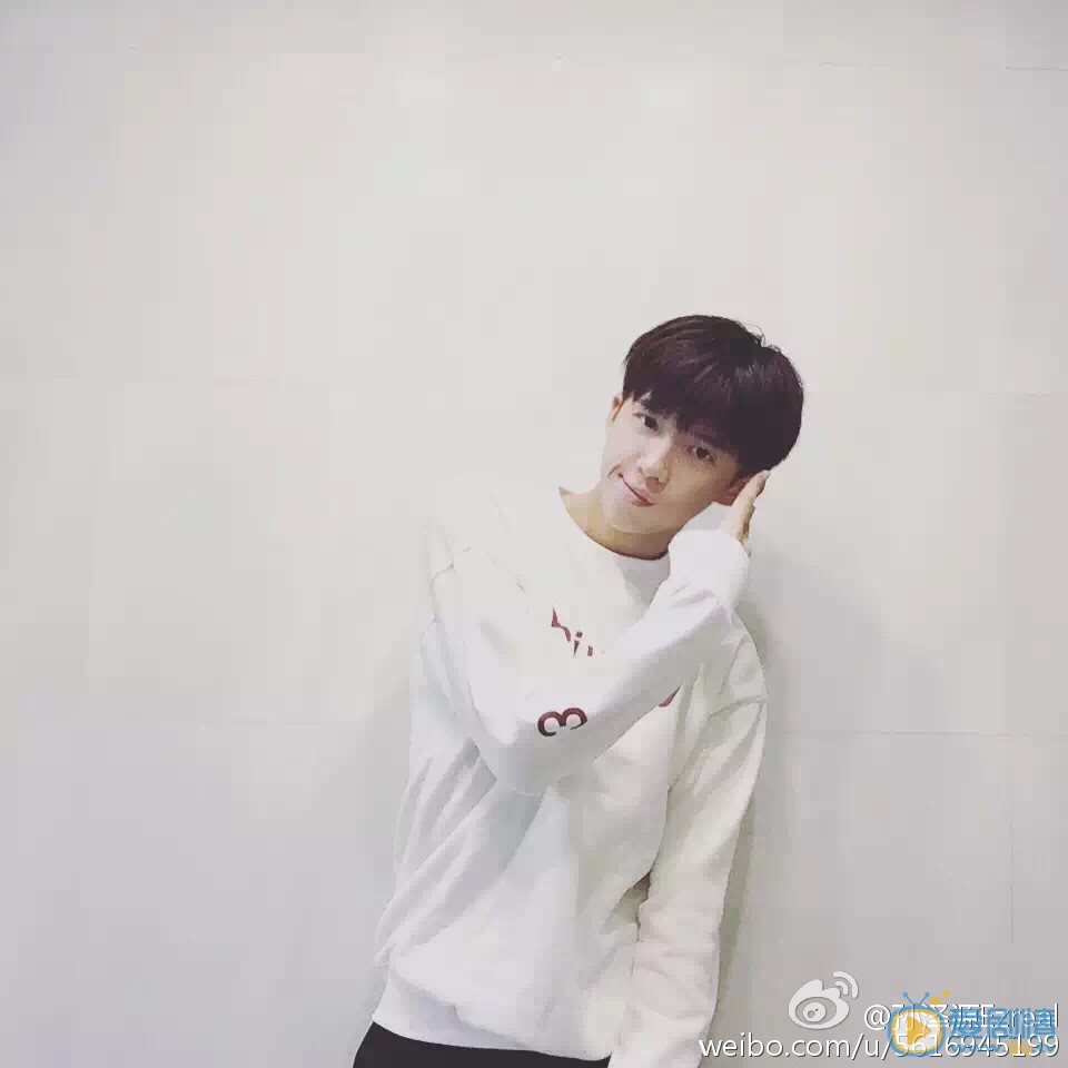 無法擁抱的你尹時煥是誰演的？尹時煥扮演者孫澤源個人資料及生活寫真照欣賞 