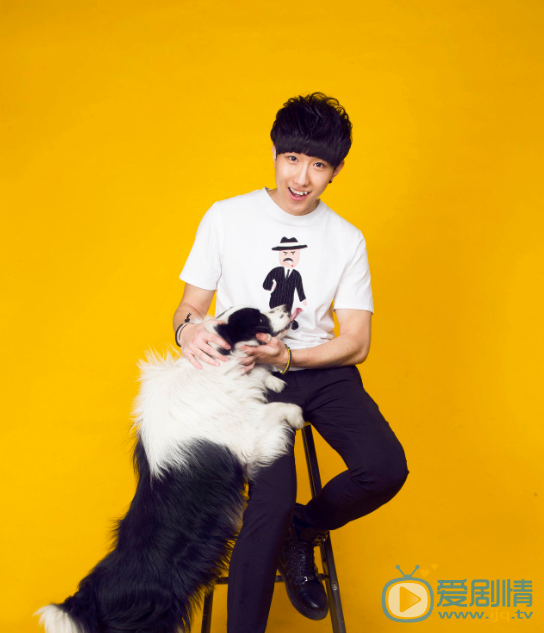 朱晨辰個人資料簡介 朱晨辰演藝經歷  朱晨辰寫真圖片