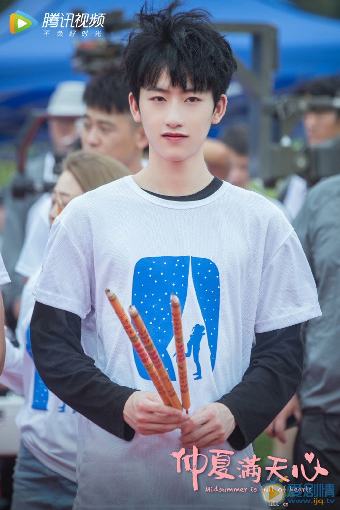 仲夏滿天心什麼時間播_仲夏滿天心播出時間