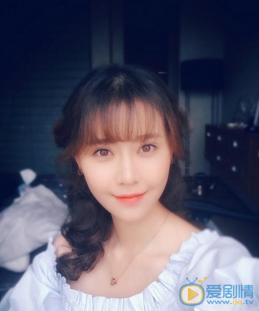 警察鍋哥蔣迪佳是誰扮演的？警察鍋哥蔣迪佳扮演者蒲星宇個人資料、寫真及生活照欣賞