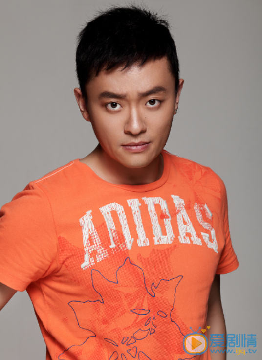 柯言個人資料簡介 柯言演藝經歷 柯言帥氣寫真圖片