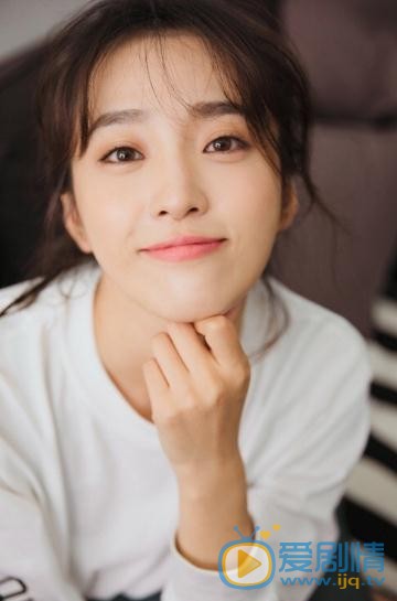 張欣顏個人資料簡介 張欣顏寫真