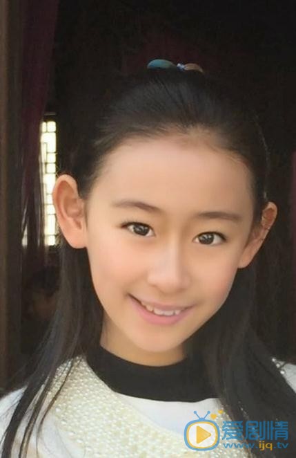 平凡歲月李小雅是誰演的？平凡歲月李小雅扮演者吳雨珏個人資料及寫真生活照欣賞