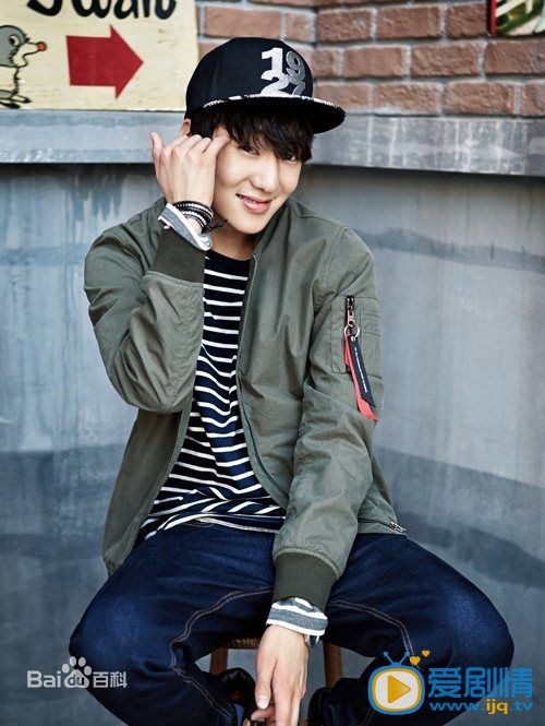 姜勝允個人資料簡介 姜勝允早年經歷