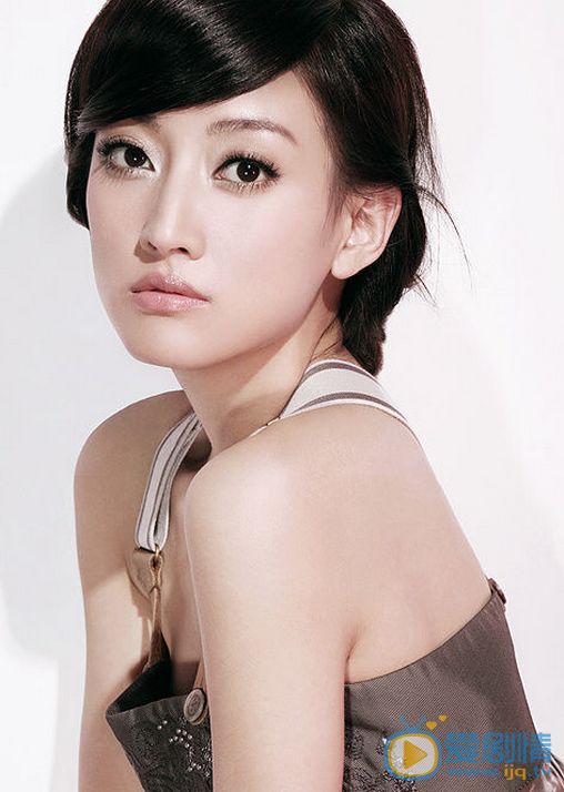 繁星四月小菲是誰演的？小菲扮演者衛萊個人資料生活寫真照欣賞