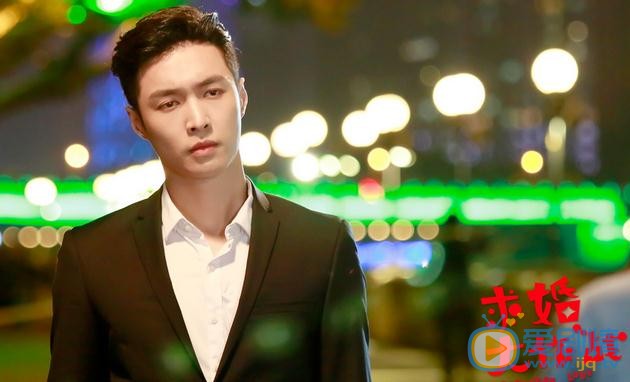 中國版《求婚大作戰》將播 張藝興西裝照變身憂鬱小王子