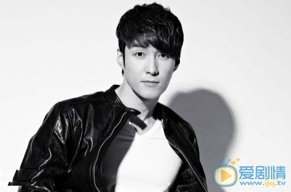 沈亨倬個人資料 沈亨倬演藝經歷 沈亨倬寫真圖片