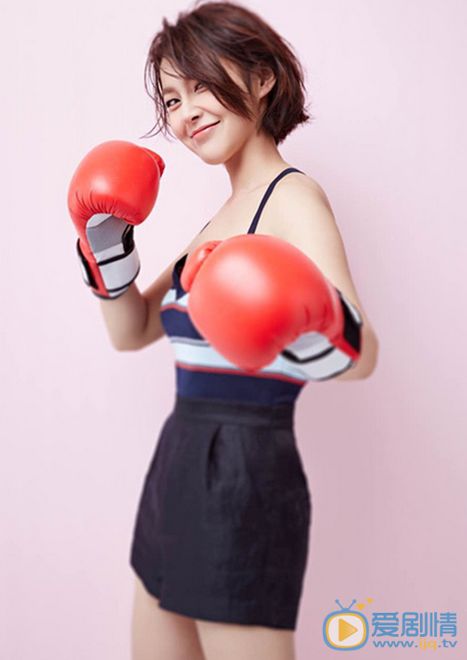 雞毛飛上天邱岩是誰演的？邱岩扮演者張佳寧個人資料及生活寫真照欣賞