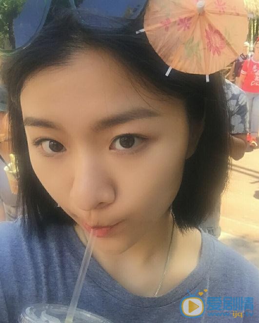 那刻的怦然心動劉可珊是誰演的？劉可珊扮演者關詩敏個人資料、寫真及生活照欣賞