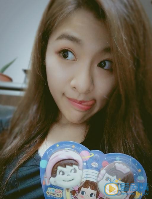 那刻的怦然心動劉可珊是誰演的？劉可珊扮演者關詩敏個人資料、寫真及生活照欣賞