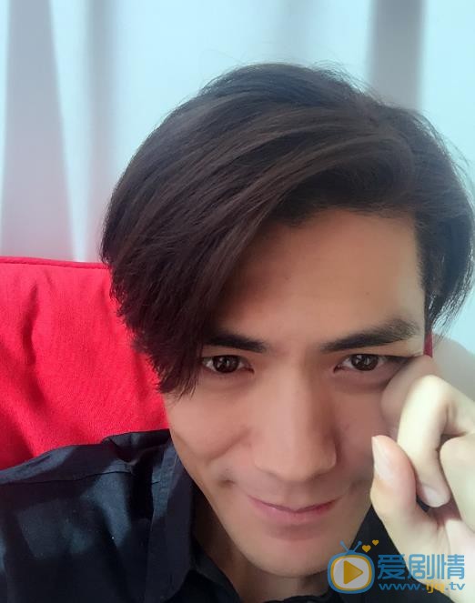 沙海黑眼鏡是誰扮演的？沙海黑眼鏡扮演者季晨個人資料、寫真生活照欣賞