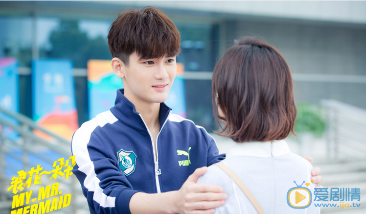  浪花一朵朵高甜劇照來襲 白雲夫婦甜到犯規