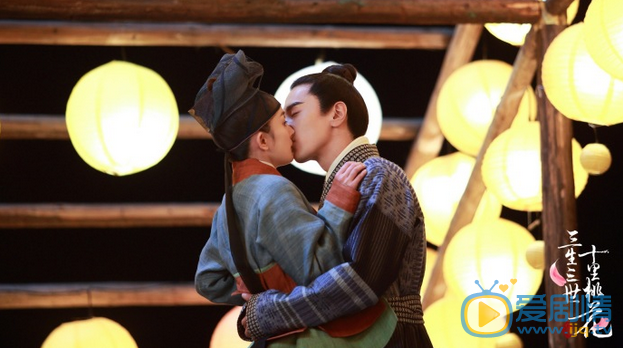 三生三世十里桃花夜華白淺吻戲床戲大盤點 夜華白淺吻戲床戲劇照欣賞