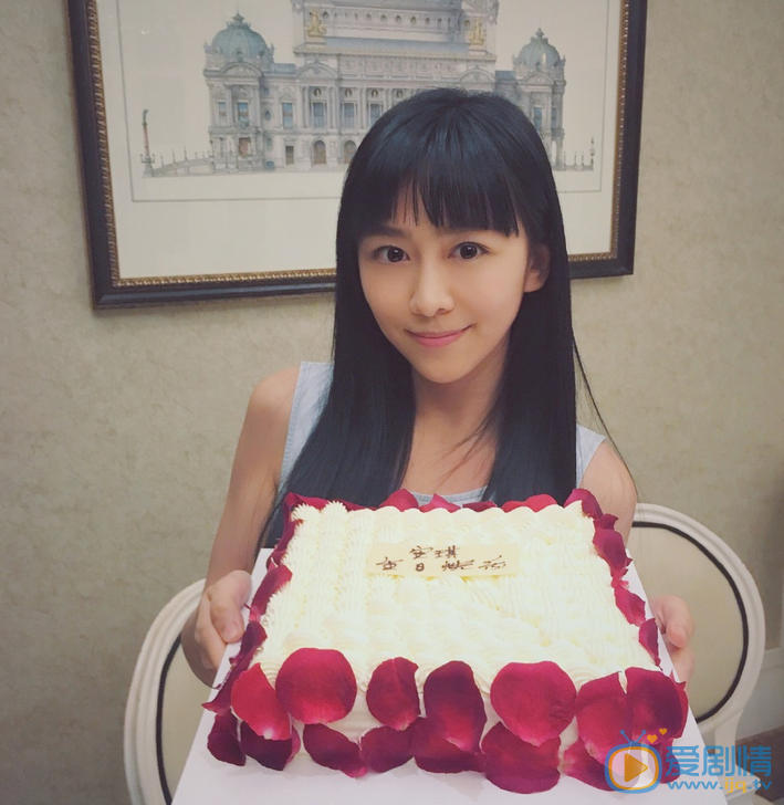  盲約郝悠悠是誰演的？郝悠悠扮演者楊安琪個人資料及生活寫真照欣賞