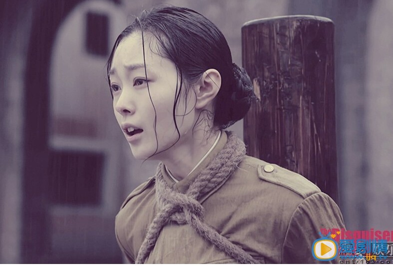 電視劇偽裝者於曼麗的真實身份是什麼？電視劇偽裝者胡歌的女搭檔本來的身份是什麼？