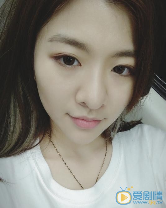 那刻的怦然心動劉可珊是誰演的？劉可珊扮演者關詩敏個人資料、寫真及生活照欣賞