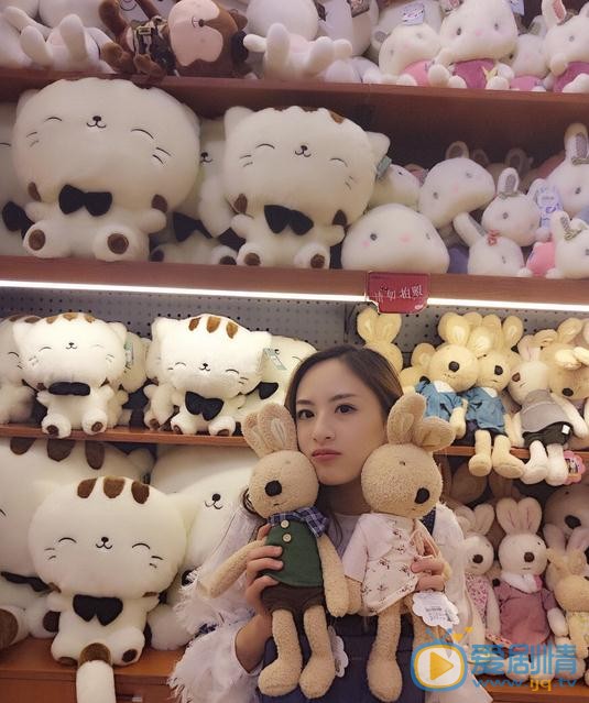 進擊吧閃電伊莎貝拉是誰演的？進擊吧閃電伊莎貝拉扮演者彭詩迪個人資料、寫真及生活照欣賞