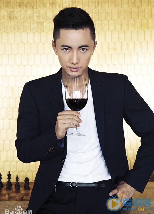 警犬來啦梁粵扮演者賈景暉個人資料、寫真生活照