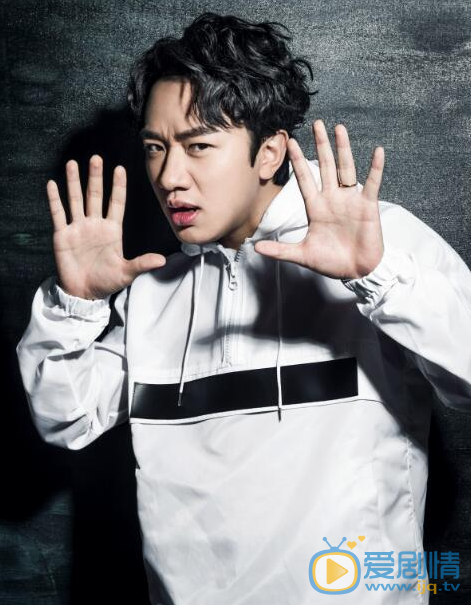 王祖藍個人資料簡介 王祖藍個人經歷及家庭背景介紹  王祖藍圖片生活照