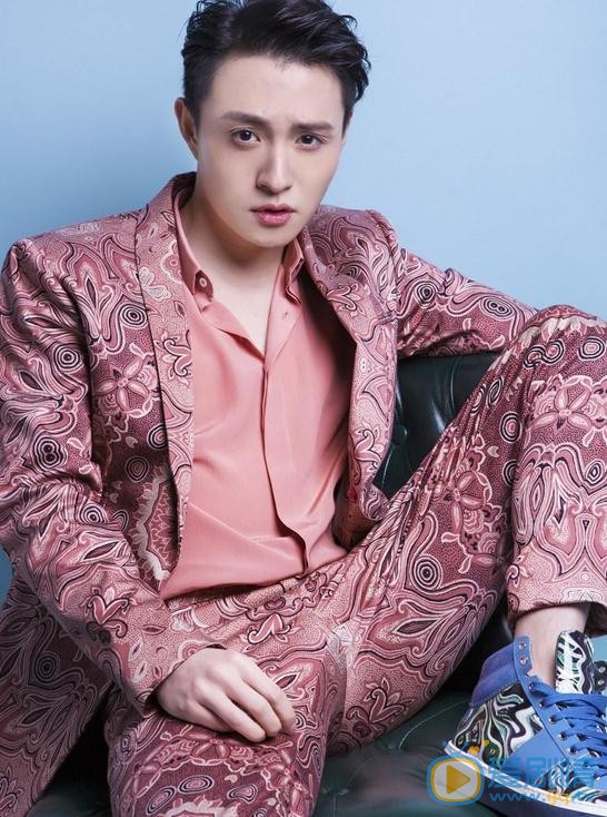 強宇個人資料簡介 強宇寫真