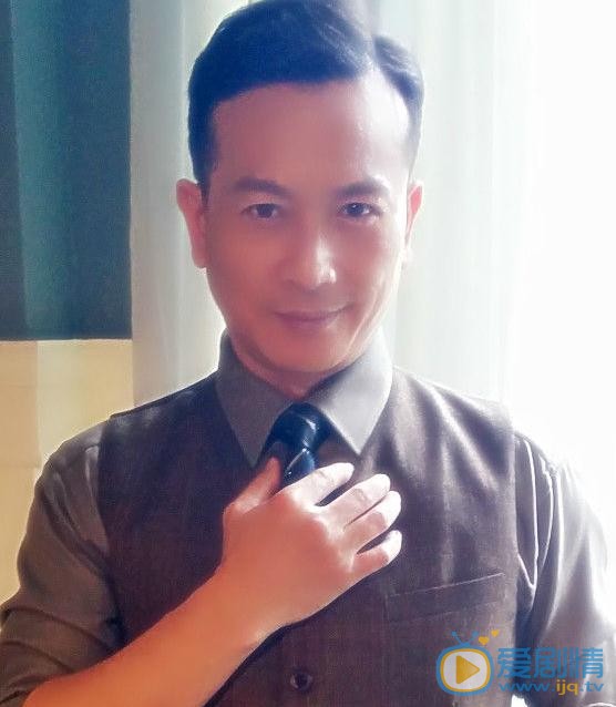 醉玲瓏莫不平是誰扮演的？莫不平扮演者張弓個人資料、寫真及生活照欣賞