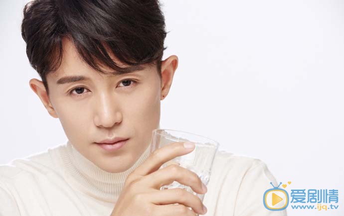 鄭浩原個人資料簡介 鄭浩原演藝經歷