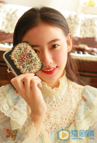 擊劍小子冷子峰銀芯是誰扮演的？銀芯扮演者李嘉雯個人資料介紹