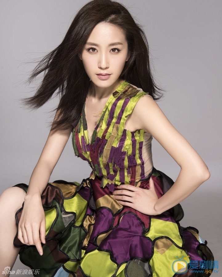 周毅個人資料簡介 周毅早期經歷 周毅寫真生活照