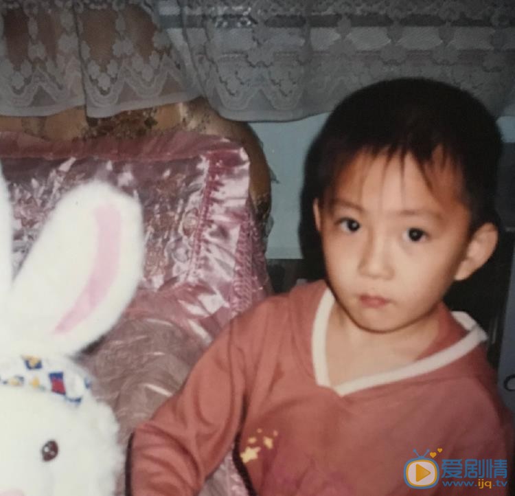 劉哲爾個人資料簡介 劉哲爾小時候照片