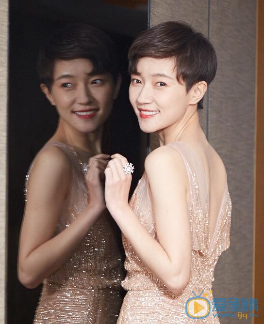 愛情進化論鹿飛師姐是誰飾演的？鹿飛師姐扮演者焦俊艷個人資料、寫真及生活照欣賞