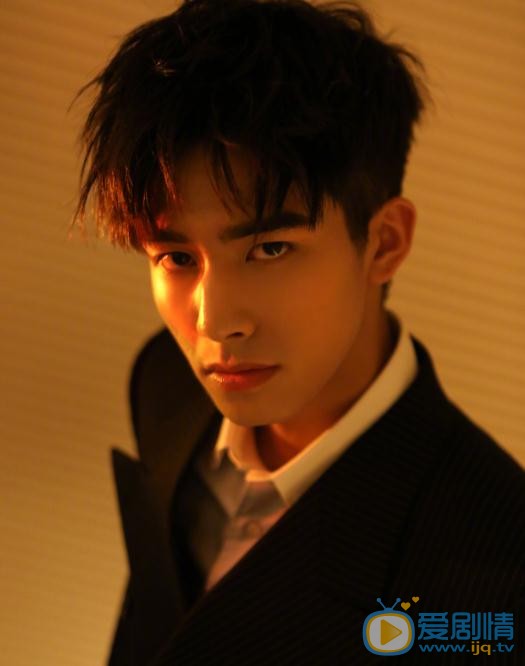 鳳囚凰容止是誰演的？鳳囚凰容止扮演者宋威龍個人資料、寫真及生活照欣賞