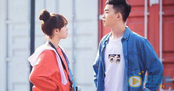 陪你到世界之巔林逸軒和陸依依最後是否在一起？林逸軒的結局如何？